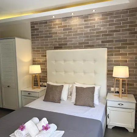 Aroma Hotel 3*